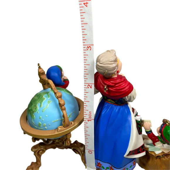 Hallmark 2001 Lettera Globus & Mrs Claus Ornament Club Set – 3 Pieces w/Box - Picture 10 of 10